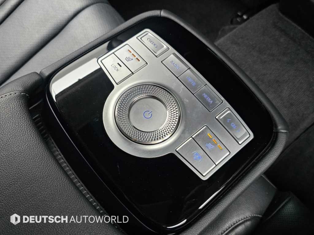 Genesis G80 — photo 16