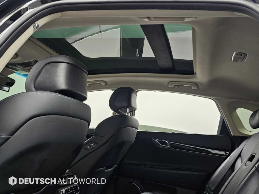 Genesis G80 — photo 18