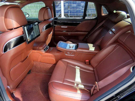 Genesis G90 — photo 06