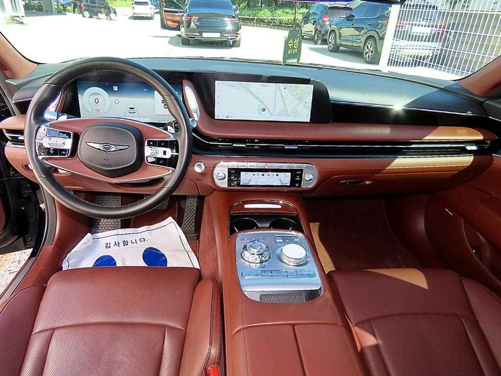 Genesis G90 — photo 07