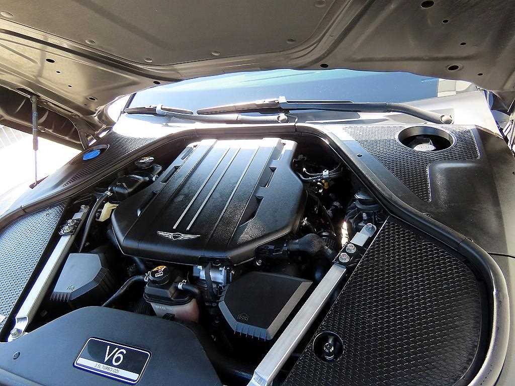 Genesis G90 — photo 19