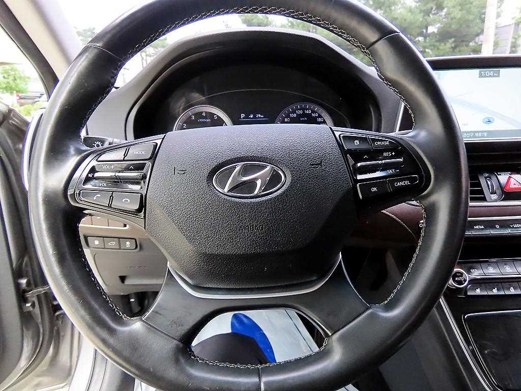 Hyundai Grandeur — photo 08