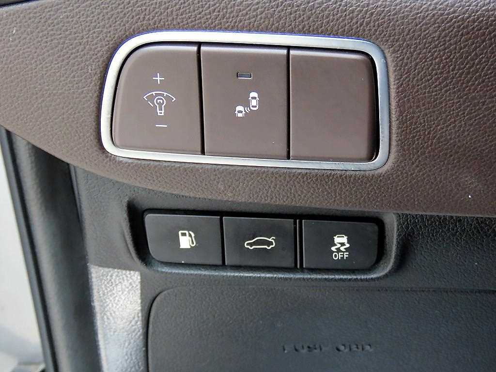 Hyundai Grandeur — photo 12