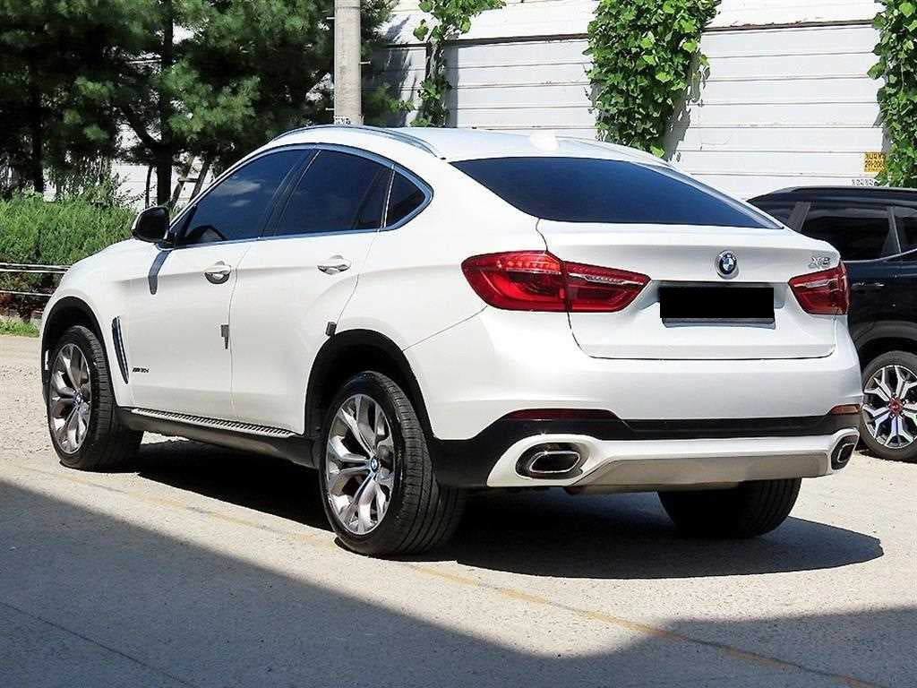 BMW X6 — photo 03