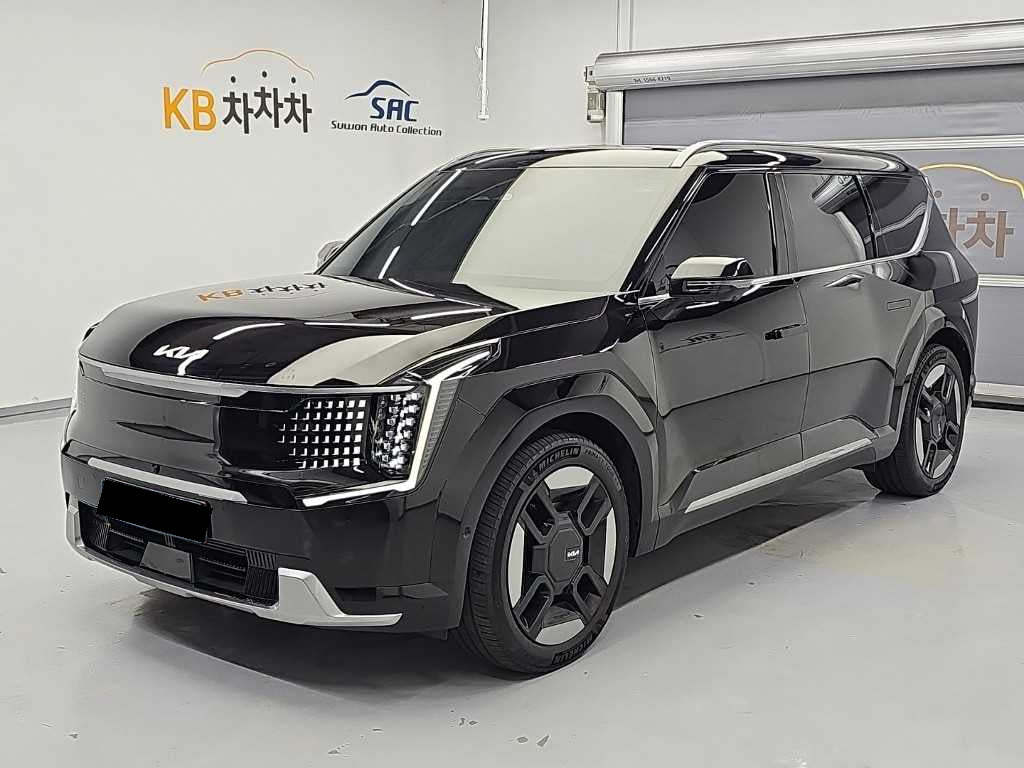 Kia EV9 — photo 02
