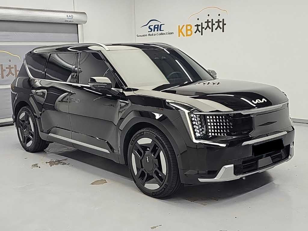 Kia EV9 — photo 04