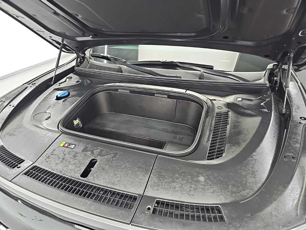 Kia EV9 — photo 05
