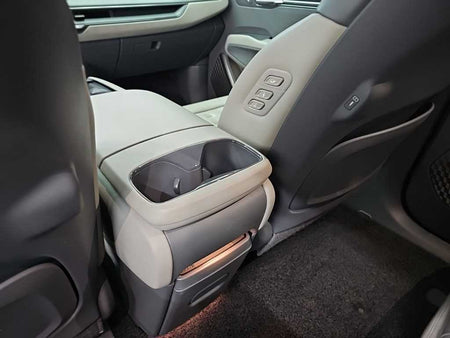 Kia EV9 — photo 15