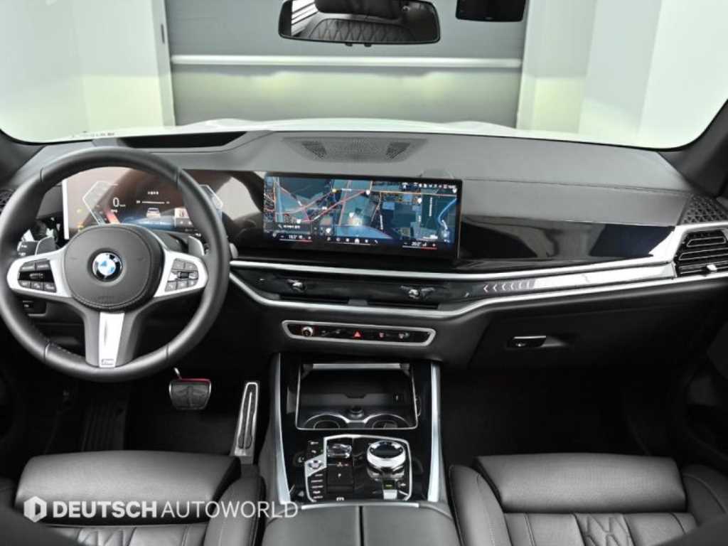 BMW X5 — photo 07