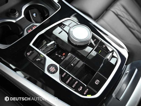 BMW X5 — photo 09