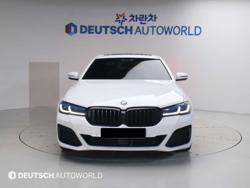 BMW 5-Series — photo 05