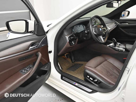 BMW 5-Series — photo 13