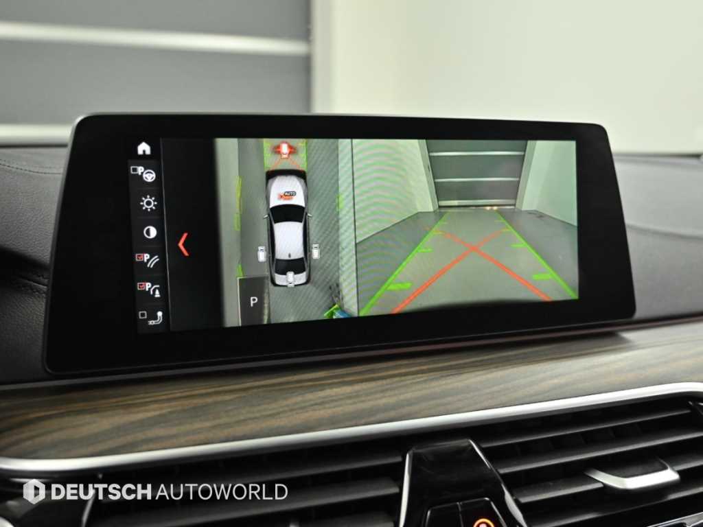 BMW 5-Series — photo 17