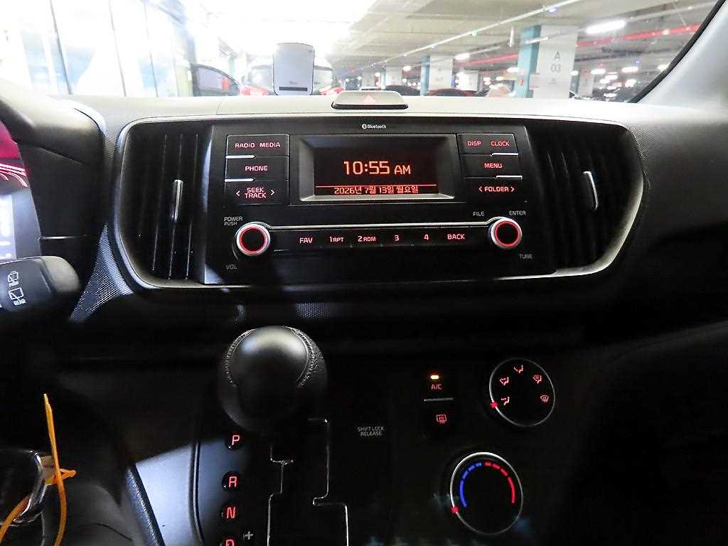 Kia RAY — photo 11