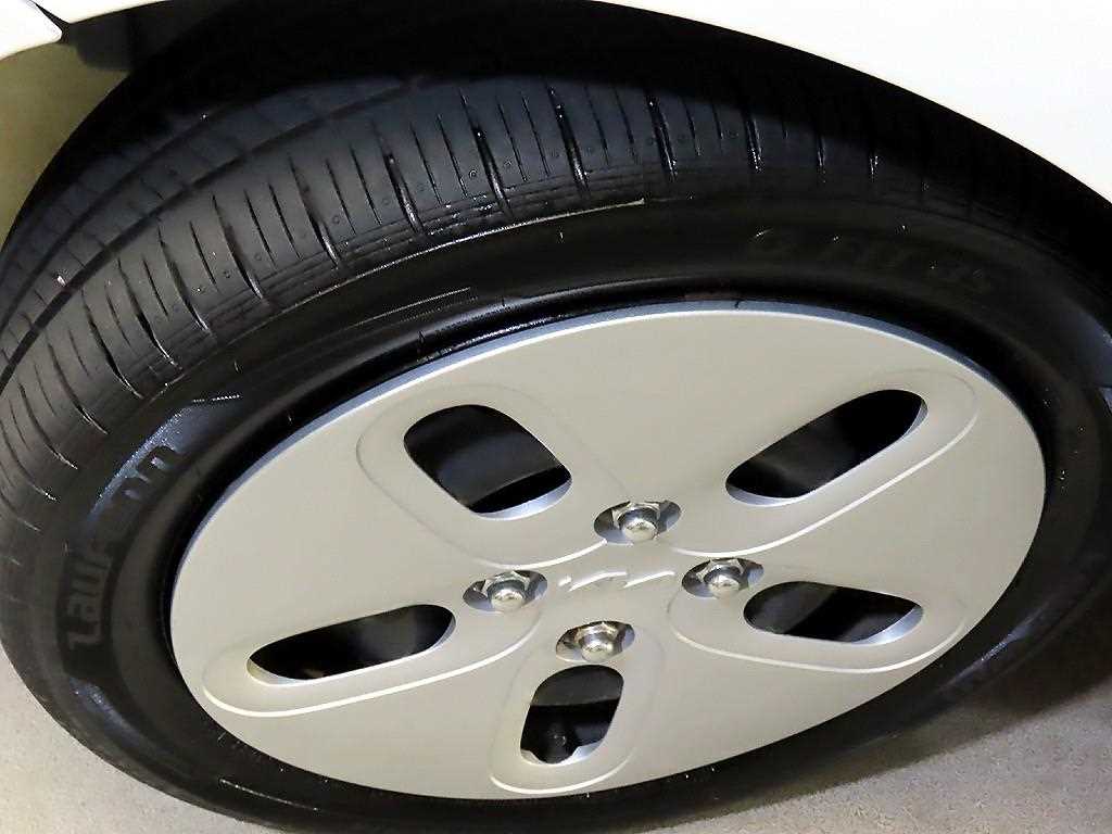 Kia RAY — photo 18