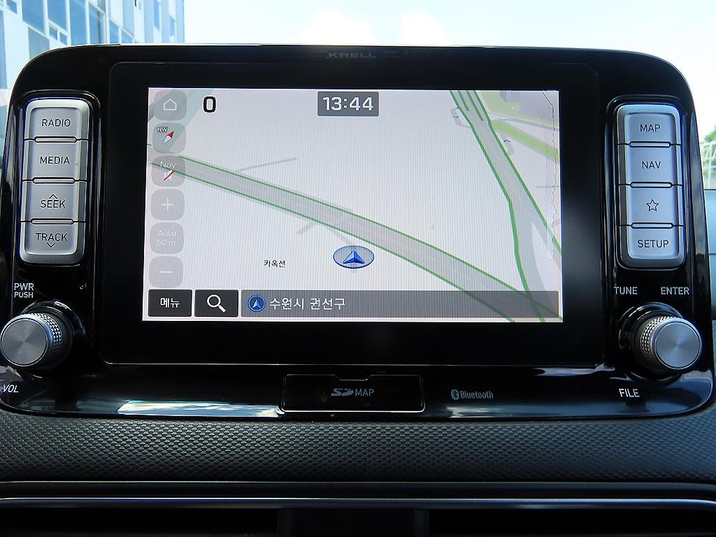 Hyundai Kona — photo 16