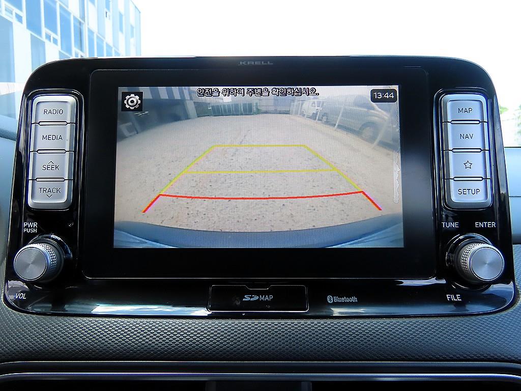 Hyundai Kona — photo 17