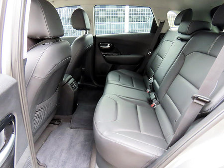 Kia Niro — photo 06