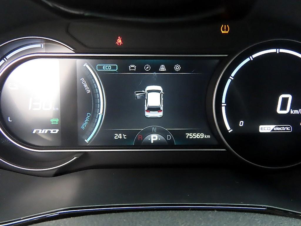 Kia Niro — photo 09