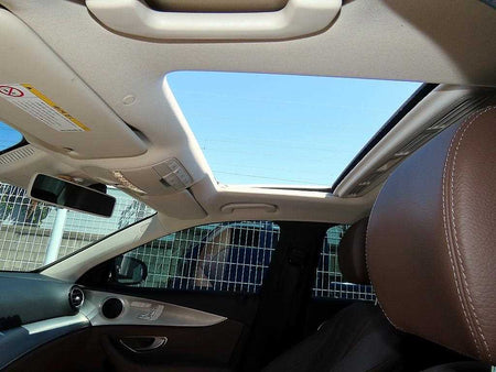 Mercedes-Benz E-Class — photo 17
