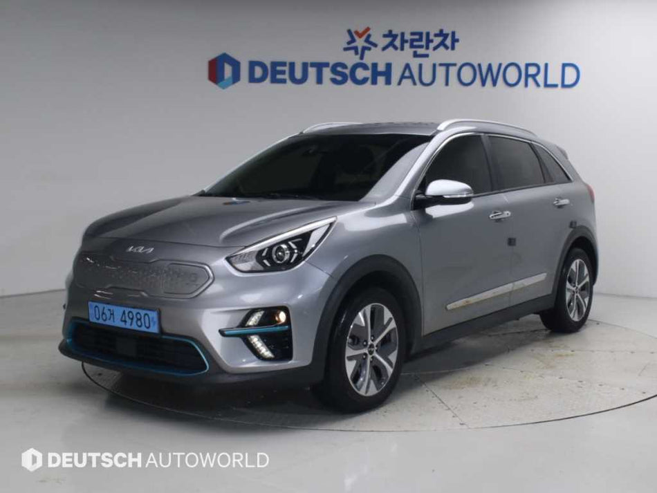 Kia Niro — photo 01