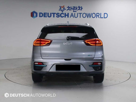 Kia Niro — photo 04