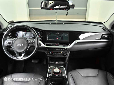 Kia Niro — photo 07