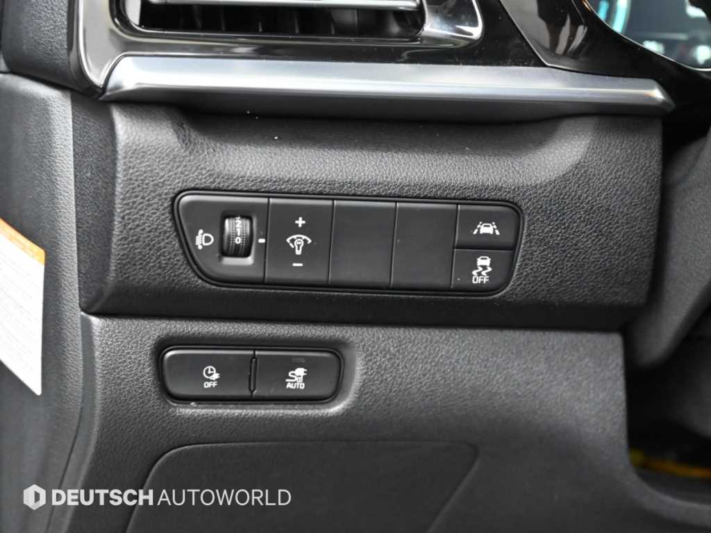 Kia Niro — photo 17