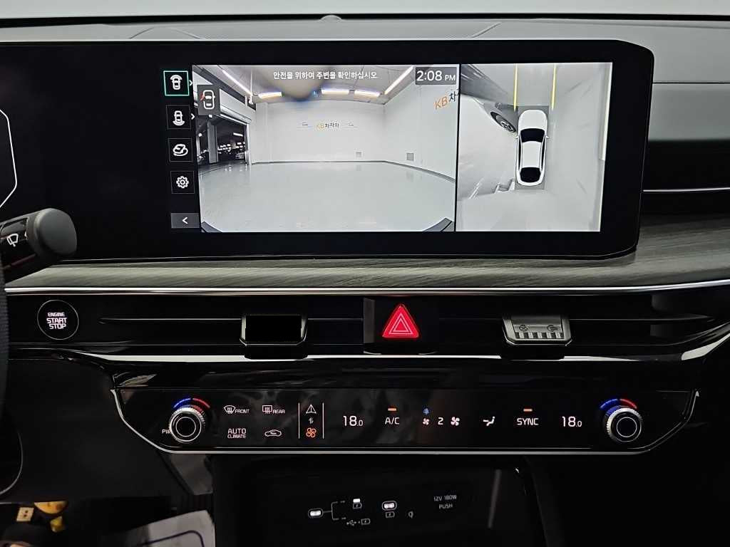 Kia K5 — photo 10