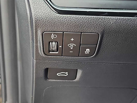 Kia K5 — photo 18