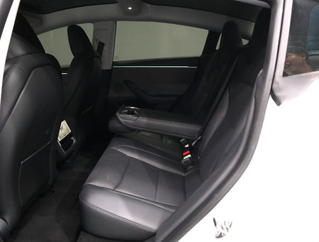 Tesla Model 3 — photo 10