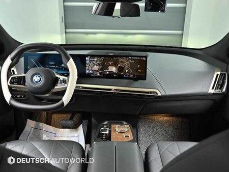 BMW iX — photo 07