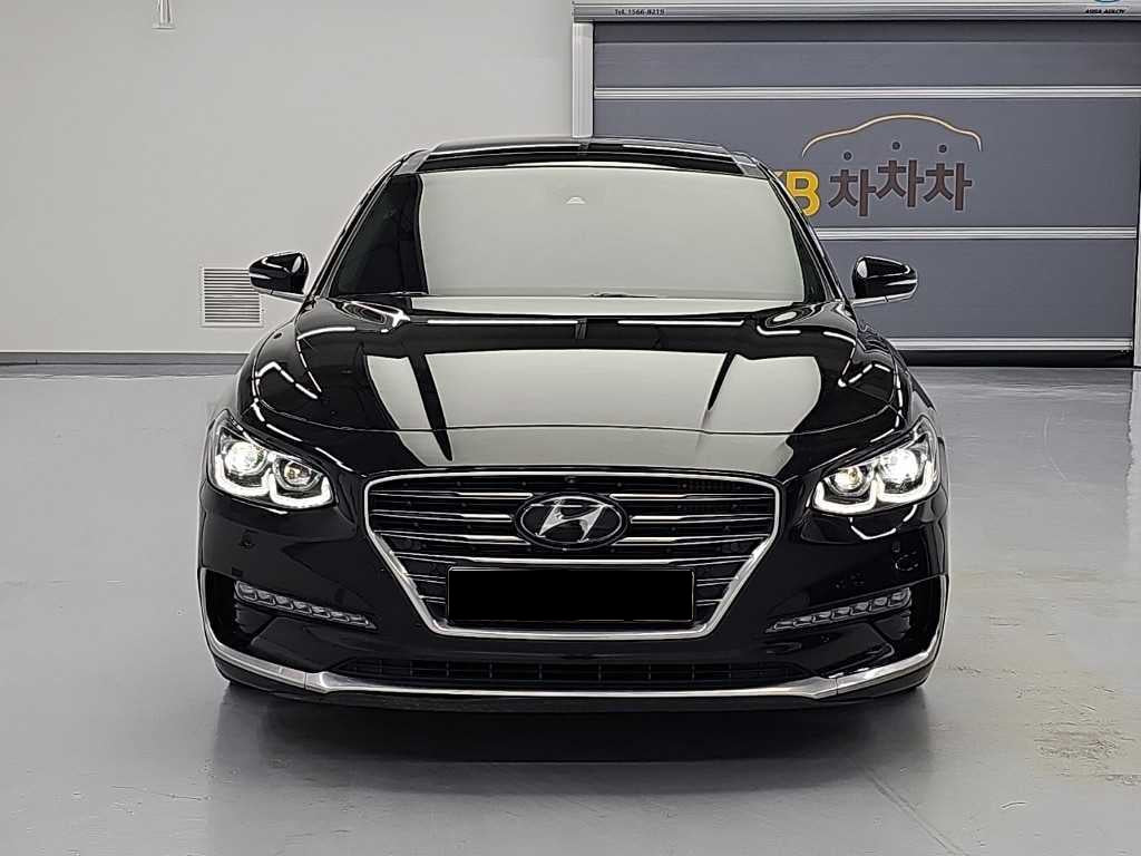 Hyundai Grandeur — photo 02