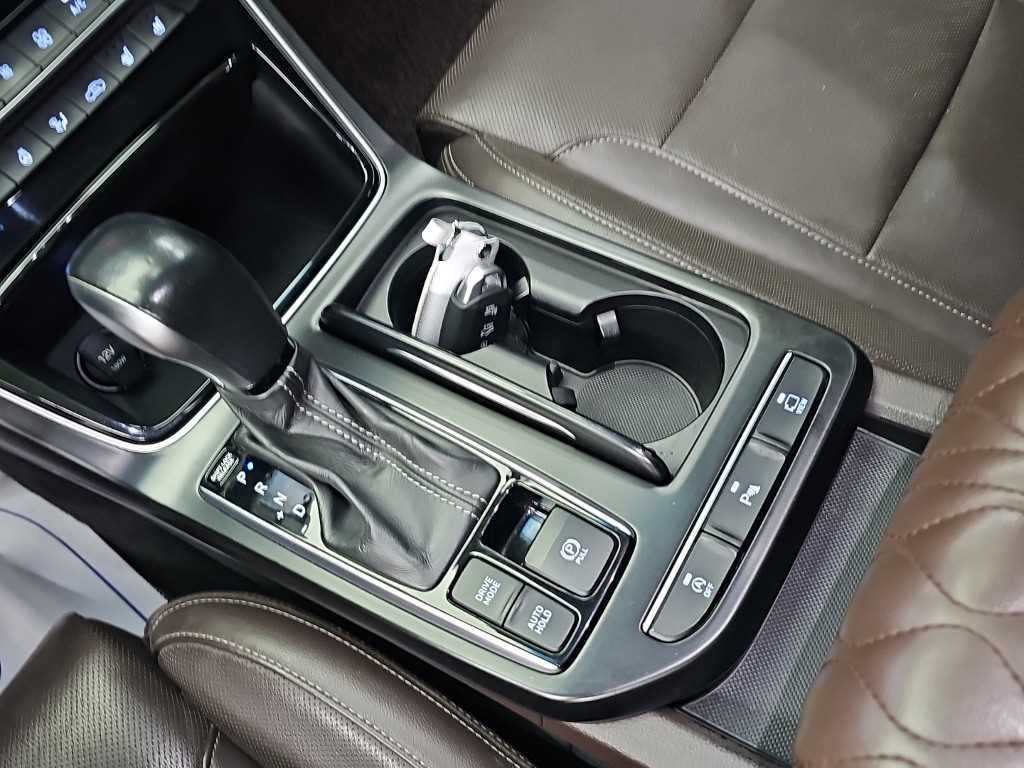Hyundai Grandeur — photo 08