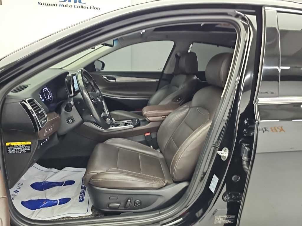 Hyundai Grandeur — photo 11