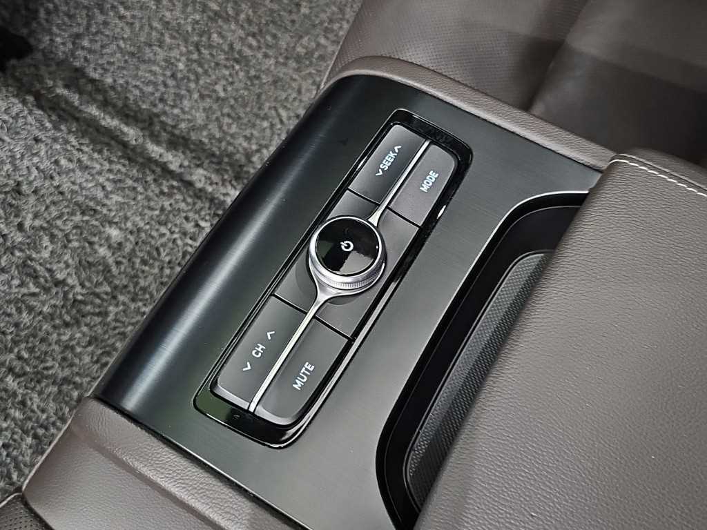 Hyundai Grandeur — photo 14