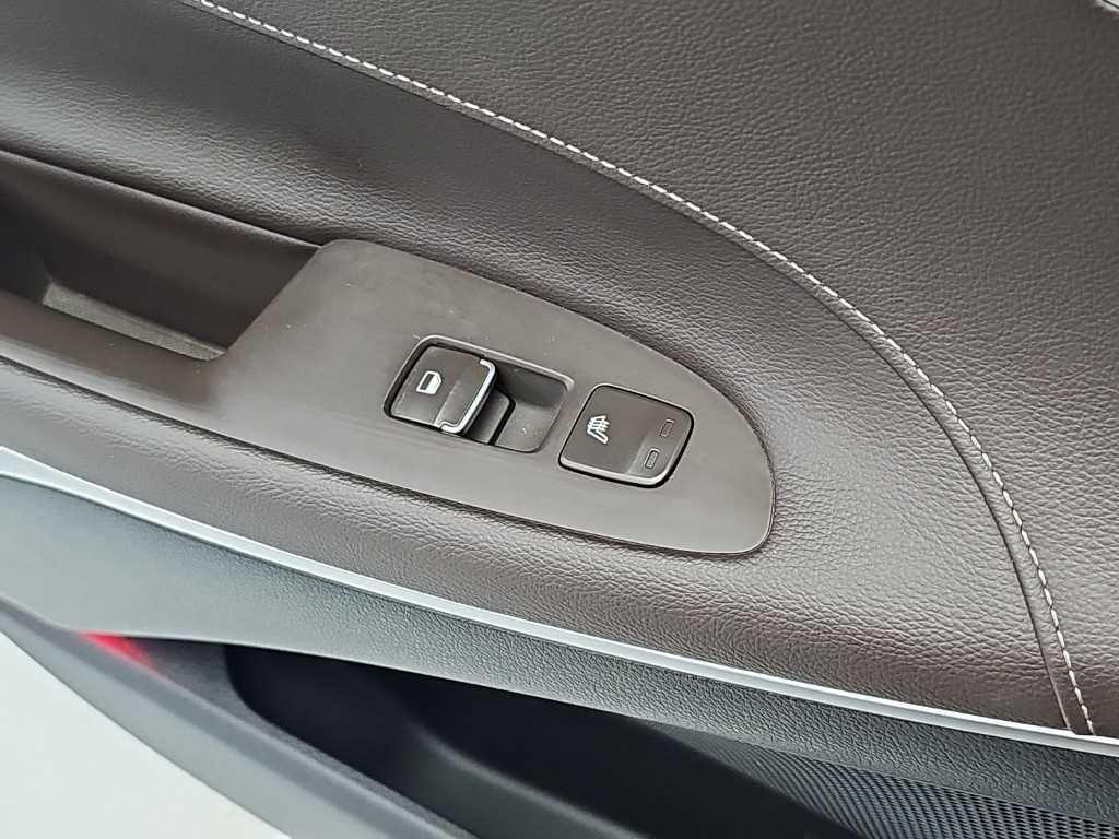 Hyundai Grandeur — photo 15