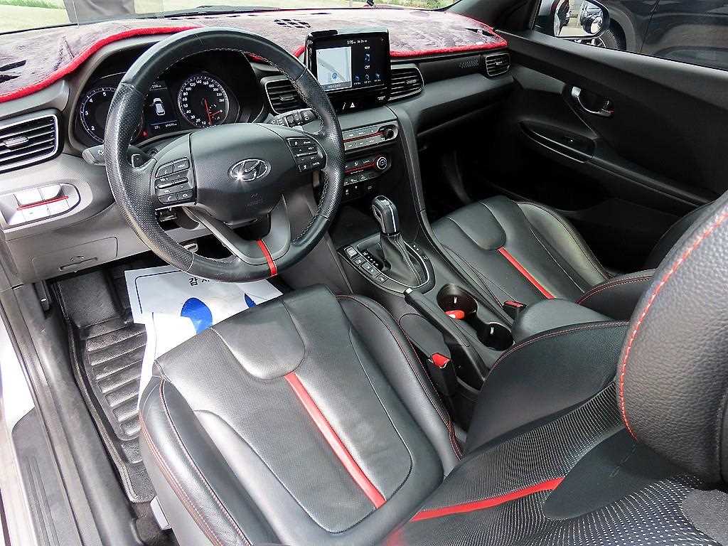 Hyundai Veloster — photo 07