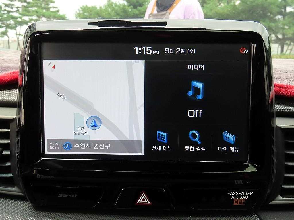 Hyundai Veloster — photo 15