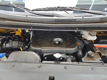 Hyundai Starex — photo 05