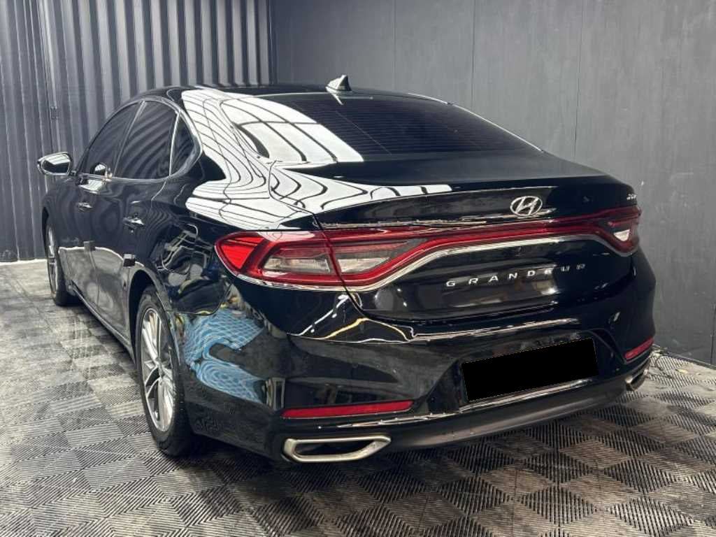 Hyundai Grandeur — photo 03