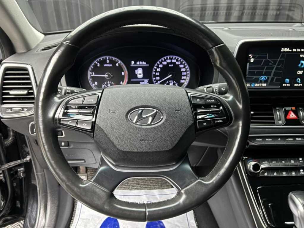 Hyundai Grandeur — photo 09