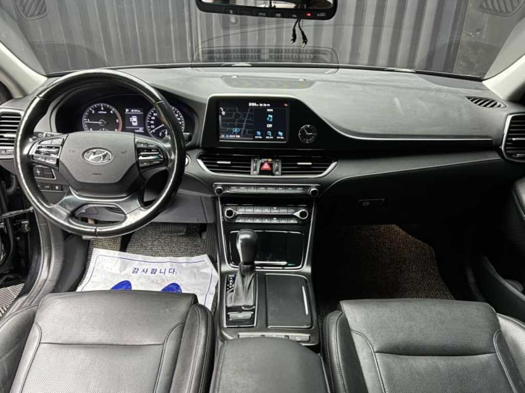 Hyundai Grandeur — photo 10