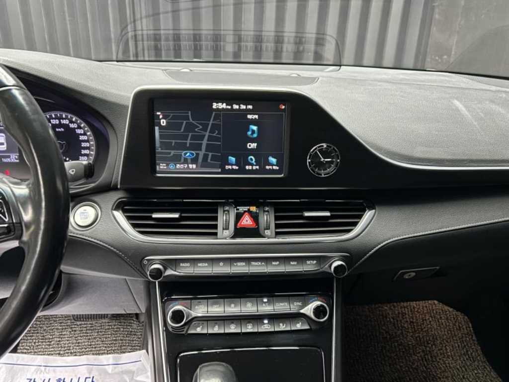 Hyundai Grandeur — photo 11