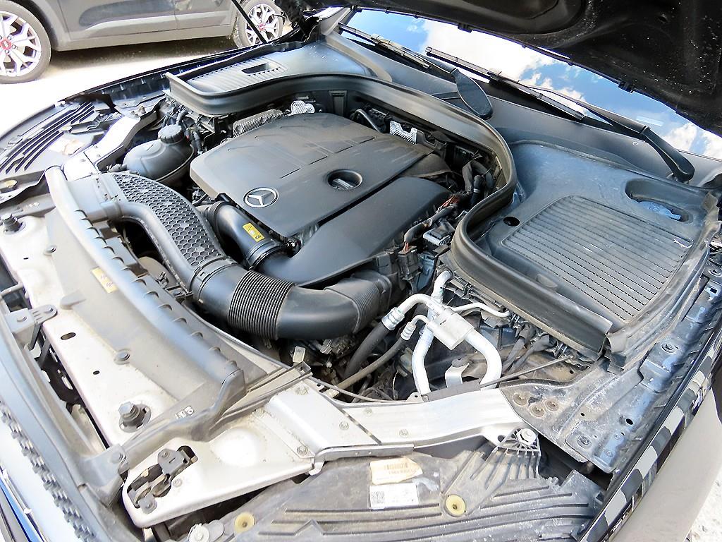 Mercedes-Benz GLC-Class — photo 19