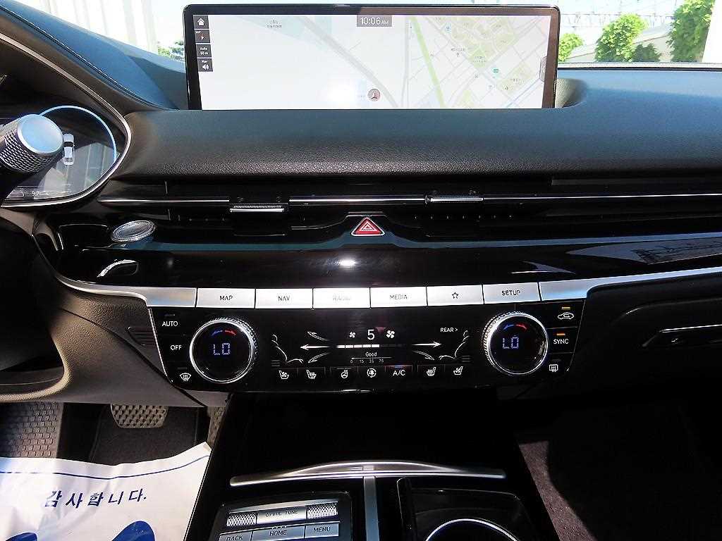 Genesis G80 — photo 14