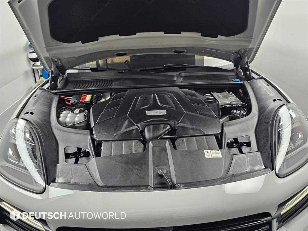 Porsche Cayenne — photo 07