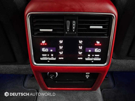 Porsche Cayenne — photo 16