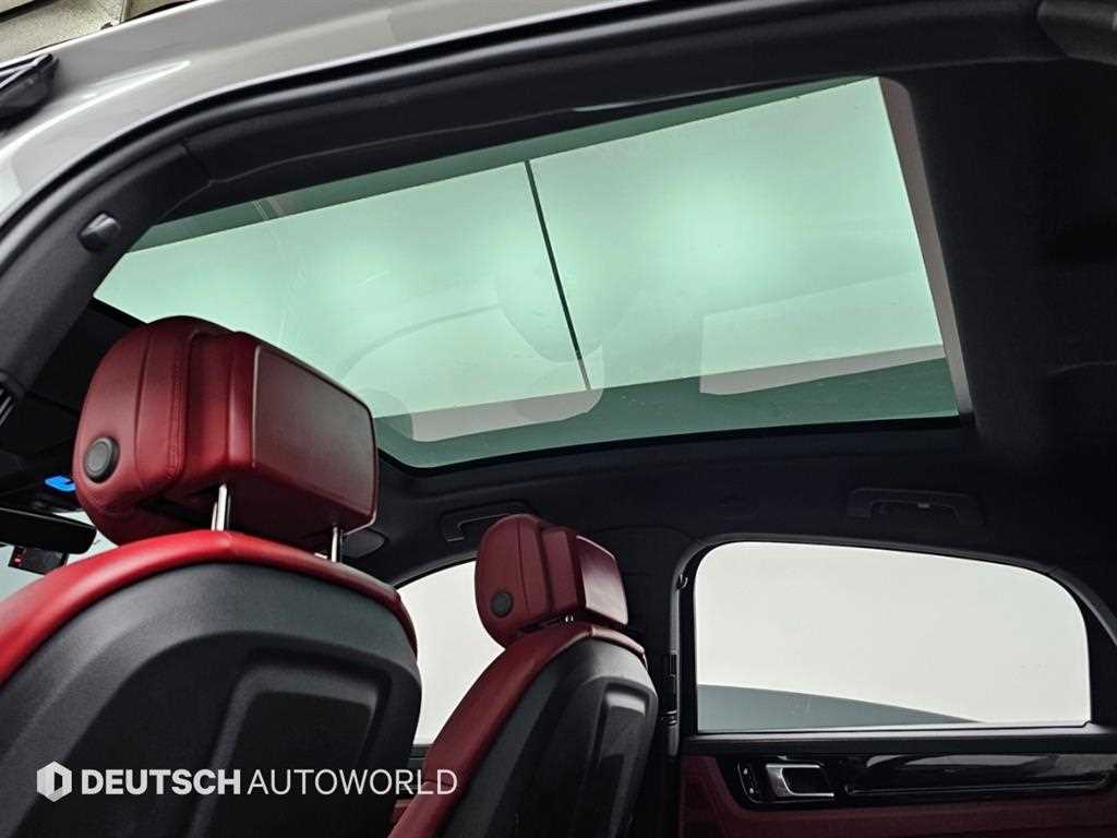 Porsche Cayenne — photo 17
