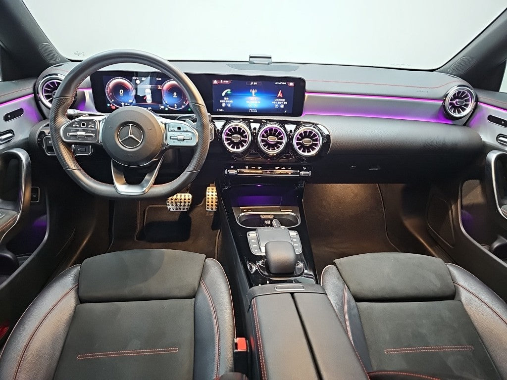 Mercedes-Benz CLA-Class — photo 07